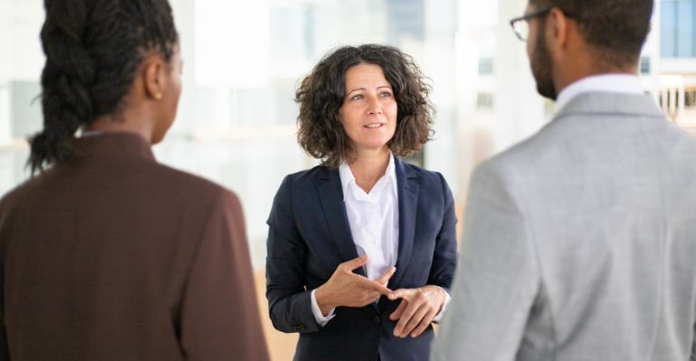 Comunicação de crise em empresas tech como se preparar para incidentes e evitar danos reputacionais